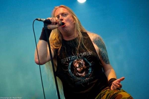 Bolt Thrower Drummer Martin Kearns Stirbt Im Alter Von 38 Jahren Metal De bolt thrower drummer martin kearns stirbt im alter von 38 jahren metal de