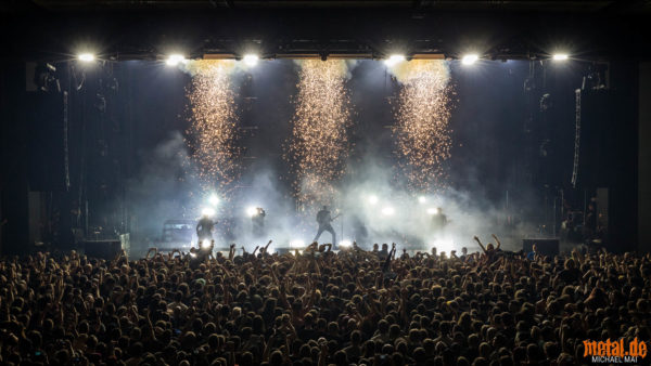 Konzertfoto von Parkway Drive auf der Reverence EU/UK Tour 2019 in Frankfurt