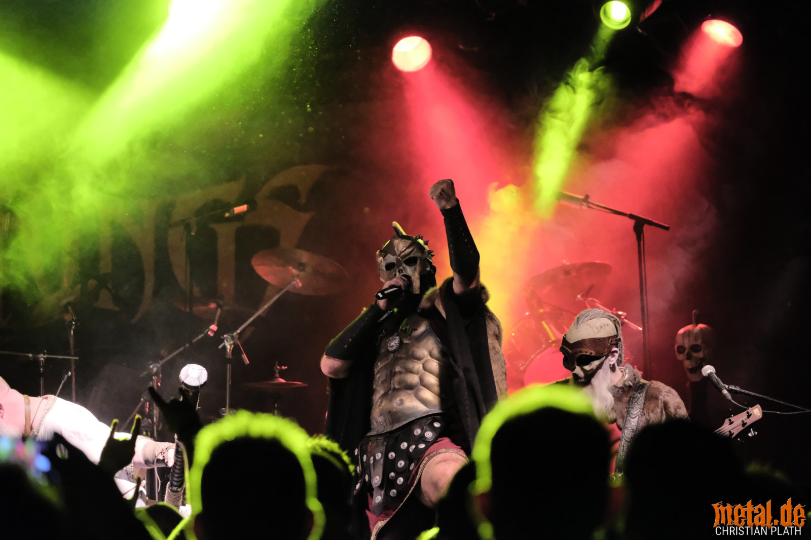 Warkings For King And Crown Tour 2024 Garage, Saarbrücken • metal.de